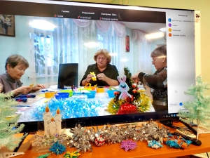 Областной онлайн мастер-класс «Новогодний зайчик» по изготовлению елочной игрушки из фоамирана.