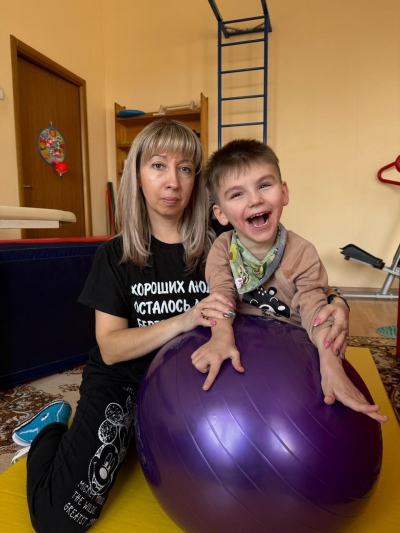 «ЛФК с использованием фитбола»