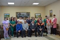Предпраздничное утро 7 марта  началось с женских улыбок ...