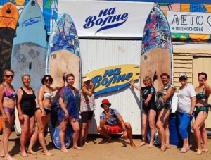 Сап-серфинг начали осваивать участники клуба «Активное долголетие» в Коломне